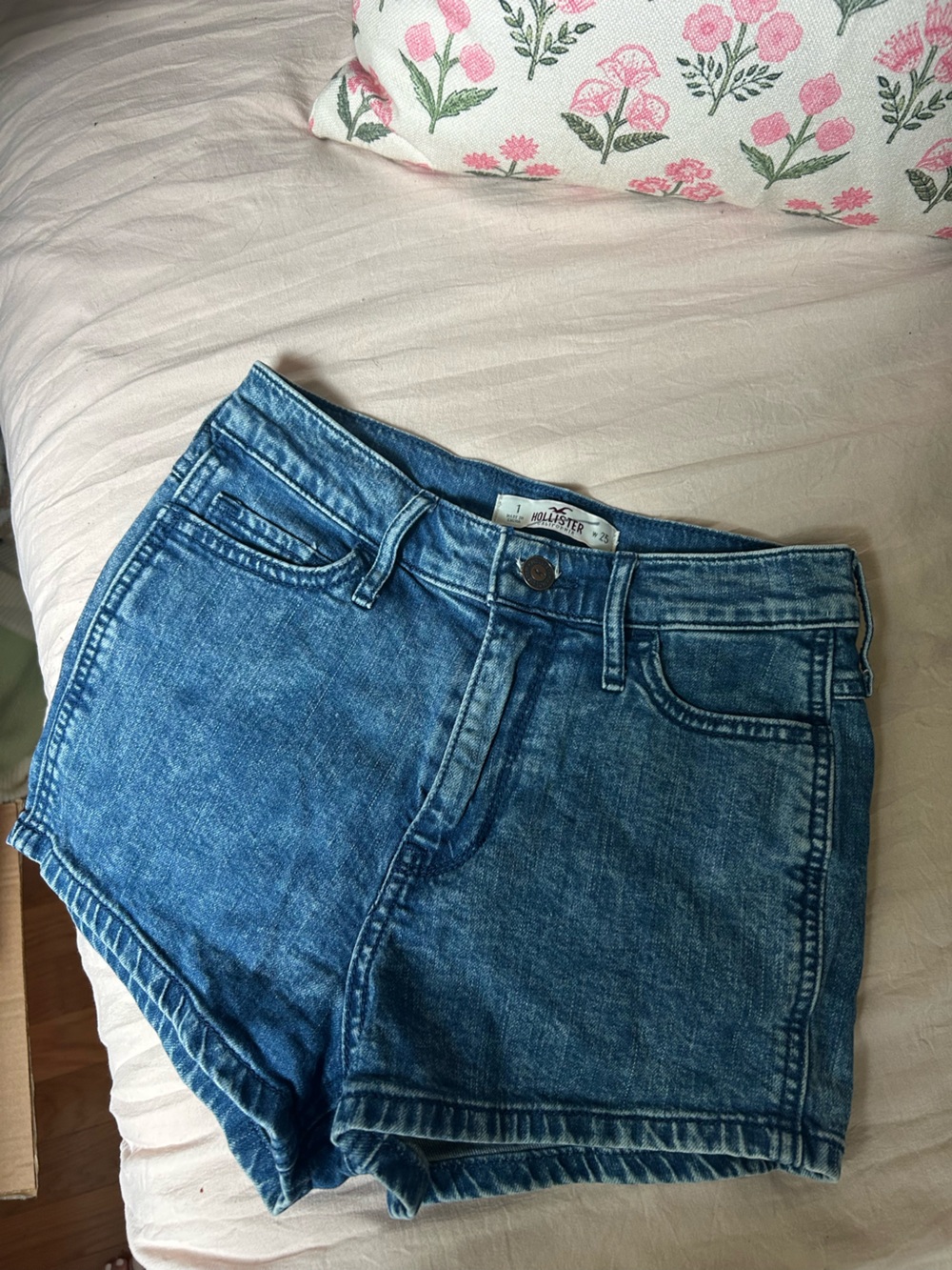 Hollister Blue Washed Denim Jean shorts